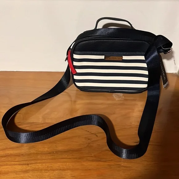Navy Nautical Crossbody and Matching Wallet NWT - Picture 2 of 8